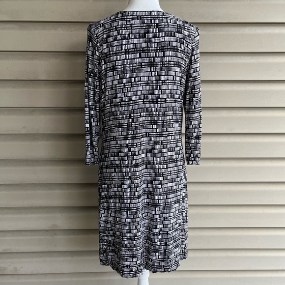 •Cynthia Rowley• Black/White Patterned Career Dress - Size Medium - Picture 5 of 7